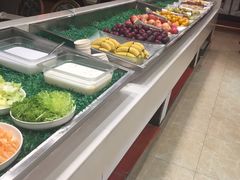 水果-泉福居酱骨头自助广场(南大街商业步行街店)