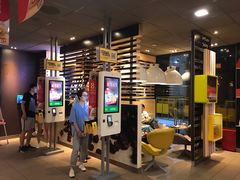 -麦当劳(杭州西湖银泰百货店)