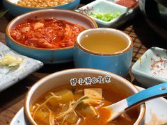 -明洞阿姨·韩式酱蟹烤肉·创意料理(三元桥店)