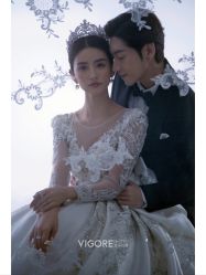 -雪中彩影婚纱摄影·微光艺术中心