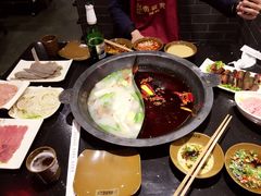 -宽板凳老灶火锅(南礼士路店)