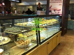 面包甜点陈列柜-味多美蛋糕(三元桥店)