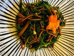 虫草花拌枸杞苗-伊带伊路新疆美食府(呼家楼店)