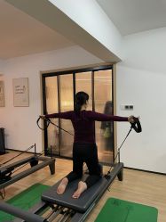 -吾之瑜生瑜伽普拉提学院