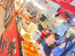 -席娜卡琳火车铁道夜市