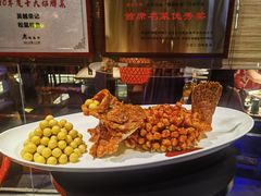 -吴越荣记苏州菜·松鼠桂鱼 100% 活鱼现做(月光码头店)