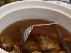 -五谷芳乳鸽王(海景店)