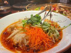 石河子凉皮-楼兰新疆主题餐厅(悠方店)