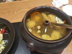 云南经典汽锅鸡-云海肴·汽锅鸡·云南代表菜(东坝金隅店)