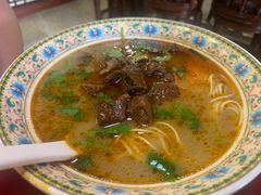 -金杨拉面王小吃面馆·牛三宝面·红烧牛肉粉