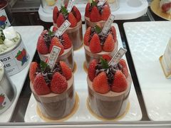 -花花卷卷·鲜食蛋糕(静安久光百货店)