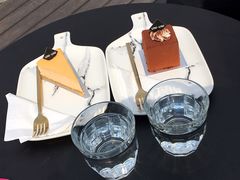 -UNI UNI(环亚凯瑟琳店)