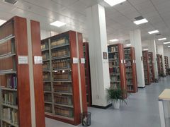 -武汉大学图书馆·文理学部总馆