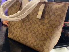 -宁波杉井奥特莱斯广场