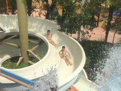 -热带风暴水上乐园(新镇路)