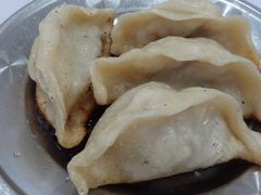 -黄阿姨锅贴大王(万航渡路店)