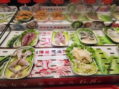 -四囍码头海鲜烧烤自助火锅(外滩南京东路悦荟广场店)
