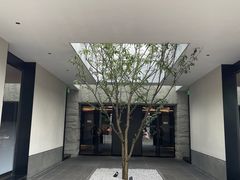 -铜锣湾·有麝自然香(渝北财富中心店)