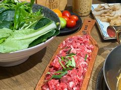 -贵厨酸汤牛肉(小十字店)
