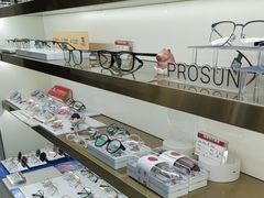 -视野联行眼镜蔡司·依视路官方授权店(顺城店)