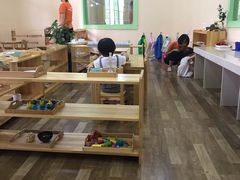 -瑞恩宝感统训练·语言提升·蒙氏托育中心