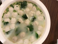 招牌自制手打鱼丸汤-北李妈妈菜·虾爬子大锅贴(贵和店)