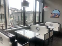 卡座-德克士(前门店)