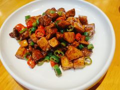 黑椒焗牛肉粒-留芳·文旅古月楼(老街店)