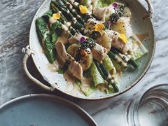 低温嫩鸡胸芦笋亚洲风味沙拉-The Rug Cafe(王府中环店)