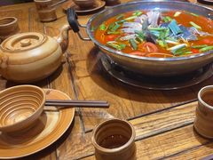 -亮欢寨酸汤鱼(沙冲路店)