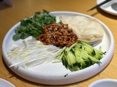 -关东小磨东北菜(上海长风大悦城店)
