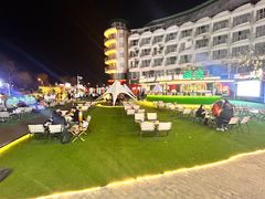 -本来不该有·鲜果咖啡(大梅沙店)