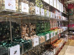 零售区-VENCHI 闻绮(北京国贸商城店)