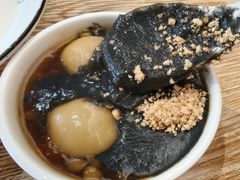 芝麻糊拼汤圆-翁林甜品