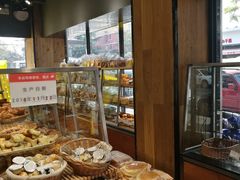 面包甜点陈列柜-苹果花园(金沙江店)