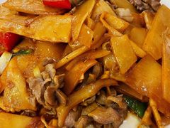 酸笋炒鸡杂-美极鲜食坊(宝安南路店)