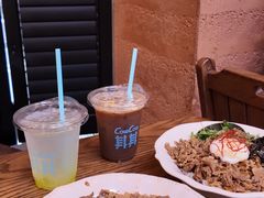-CowCow其其·牛杂咖啡公司(六运店)