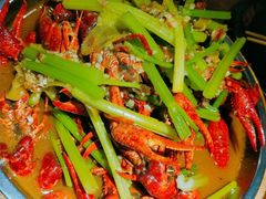 经典黄焖龙虾-红盔甲·小龙虾(天钥桥店)