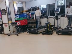 -中田健身工作室(莘庄地铁站店)