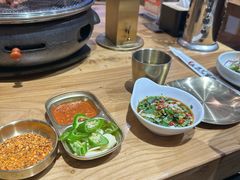 -青瓦餐厅·生鱼片·韩园烤肉(西塔店)