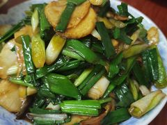 -胡子饮食店