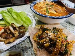 -蜗牛小馆醉乡民谣云南菜(惠新西里店)