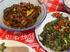 -荆九爷爆炒桥头三嫩(夫子庙店)