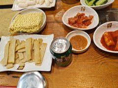 -喇喇排骨火锅·传统韩式脊骨汤(望京西园总店)