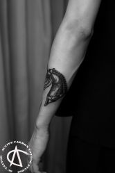 -AC TATTOO 纹身