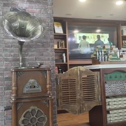 -BarberKiNG男士理发馆Barbershop