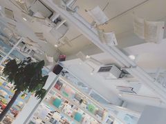 -猫的天空之城概念书店(北戴河蔚蓝海岸店)