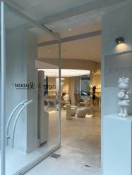 -SALON DE VANHADA