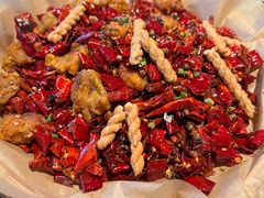 必吃传承辣子鸡-纯阳•六两酒馆