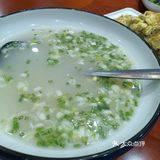 一份就三百多了… 小贵吧。这个是他们家的特色